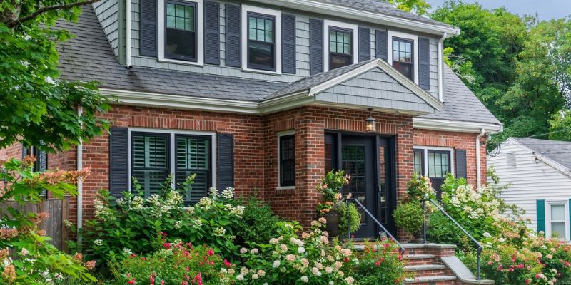 Architectural Style and Size<br />
