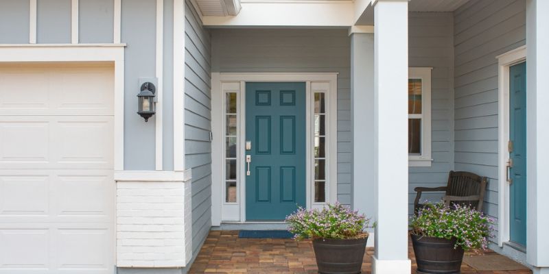 The 3-Color Palette Rule (Body, Trim, Accent)<br />
